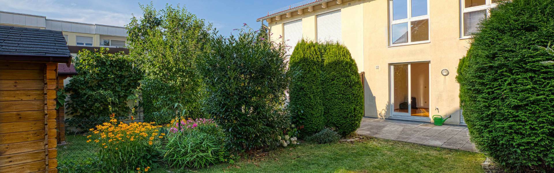 Germering Haus Garden