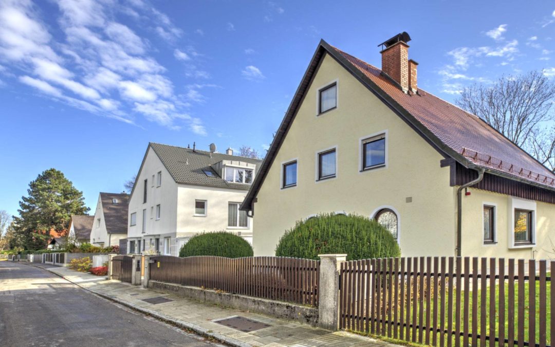 So können Sie Hausverkauf und Hausbau unter einen Hut bringen