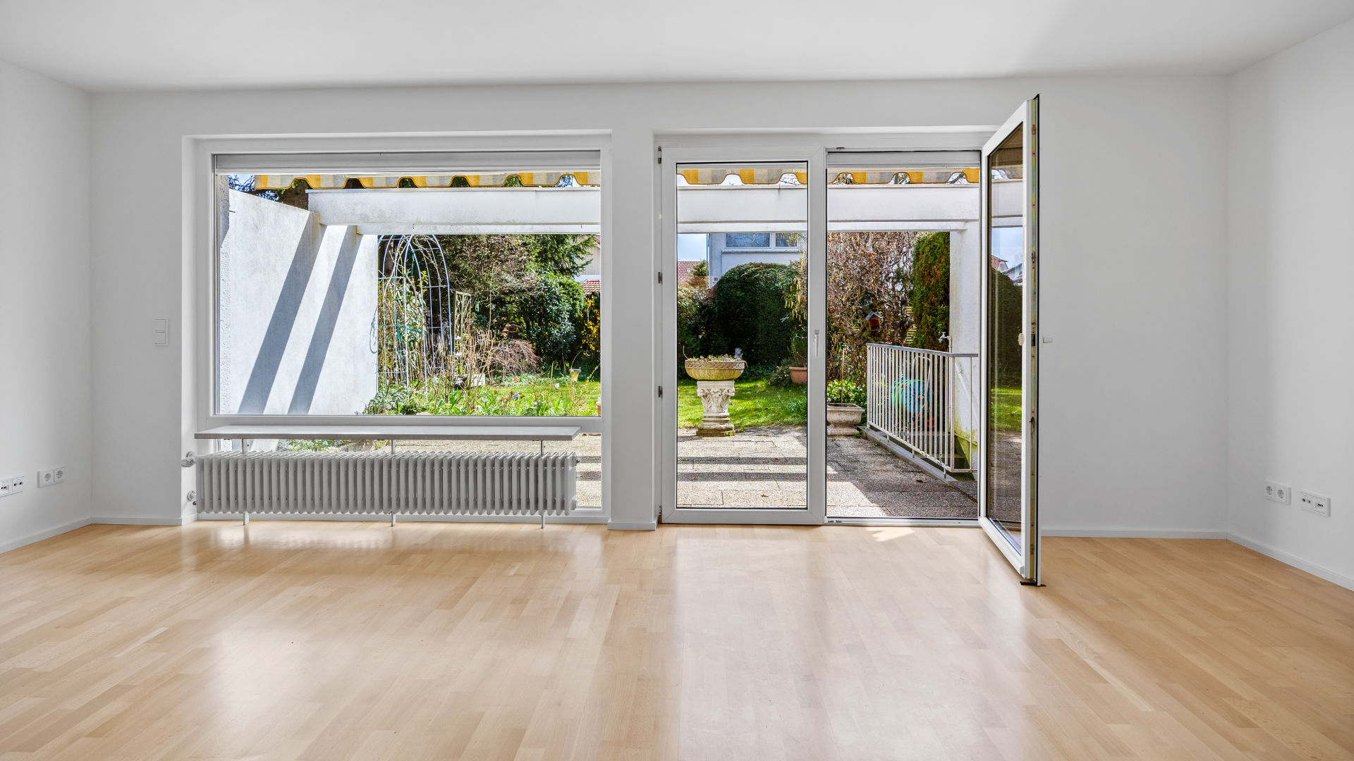 Unterhaching Reihenendhaus mieten Wohnzimmer